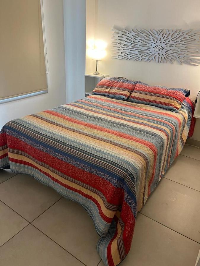 Monoambiente C/ Cochera - La Perla, A 250m De La Playa Apartment Mar del Plata